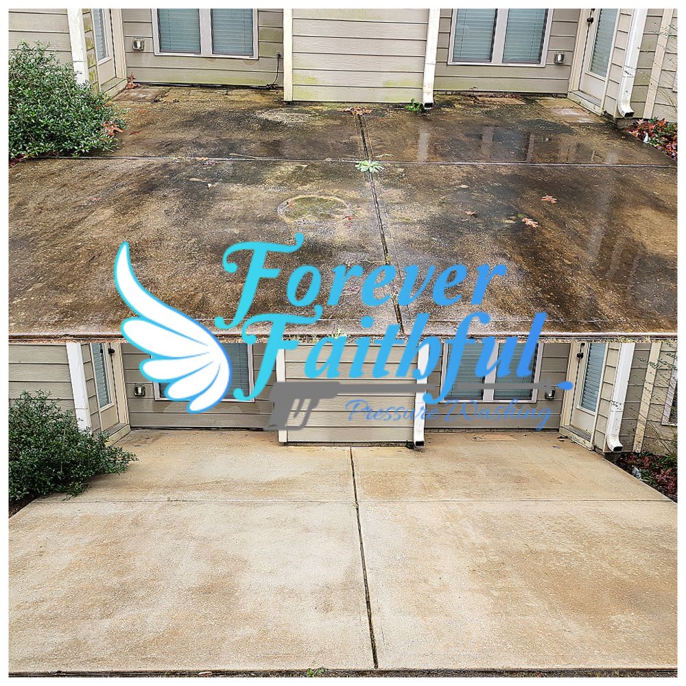 House Washing and Concrete Cleaning in Opelika, AL